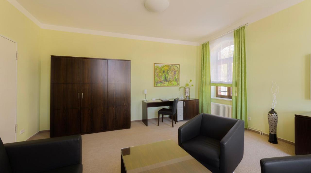 Hotel Am Tiefwarensee 외부 사진