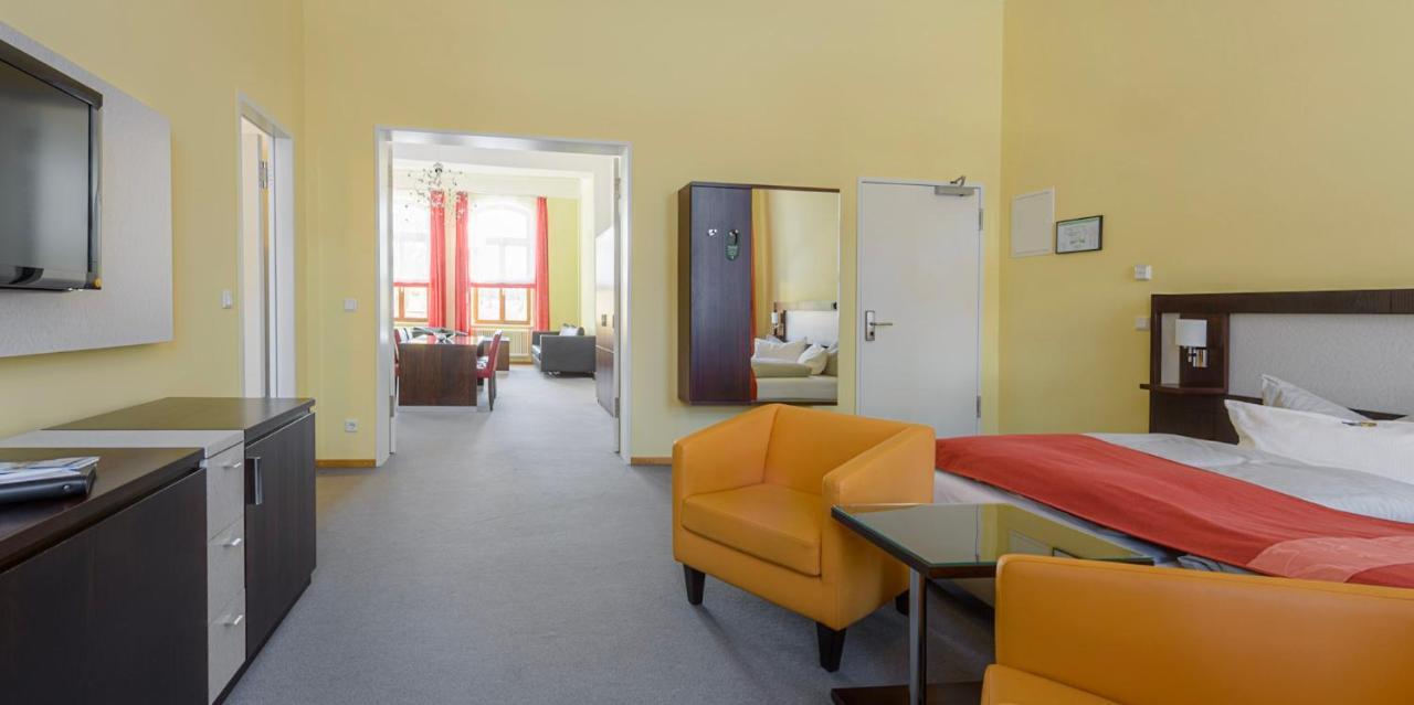 Hotel Am Tiefwarensee 외부 사진