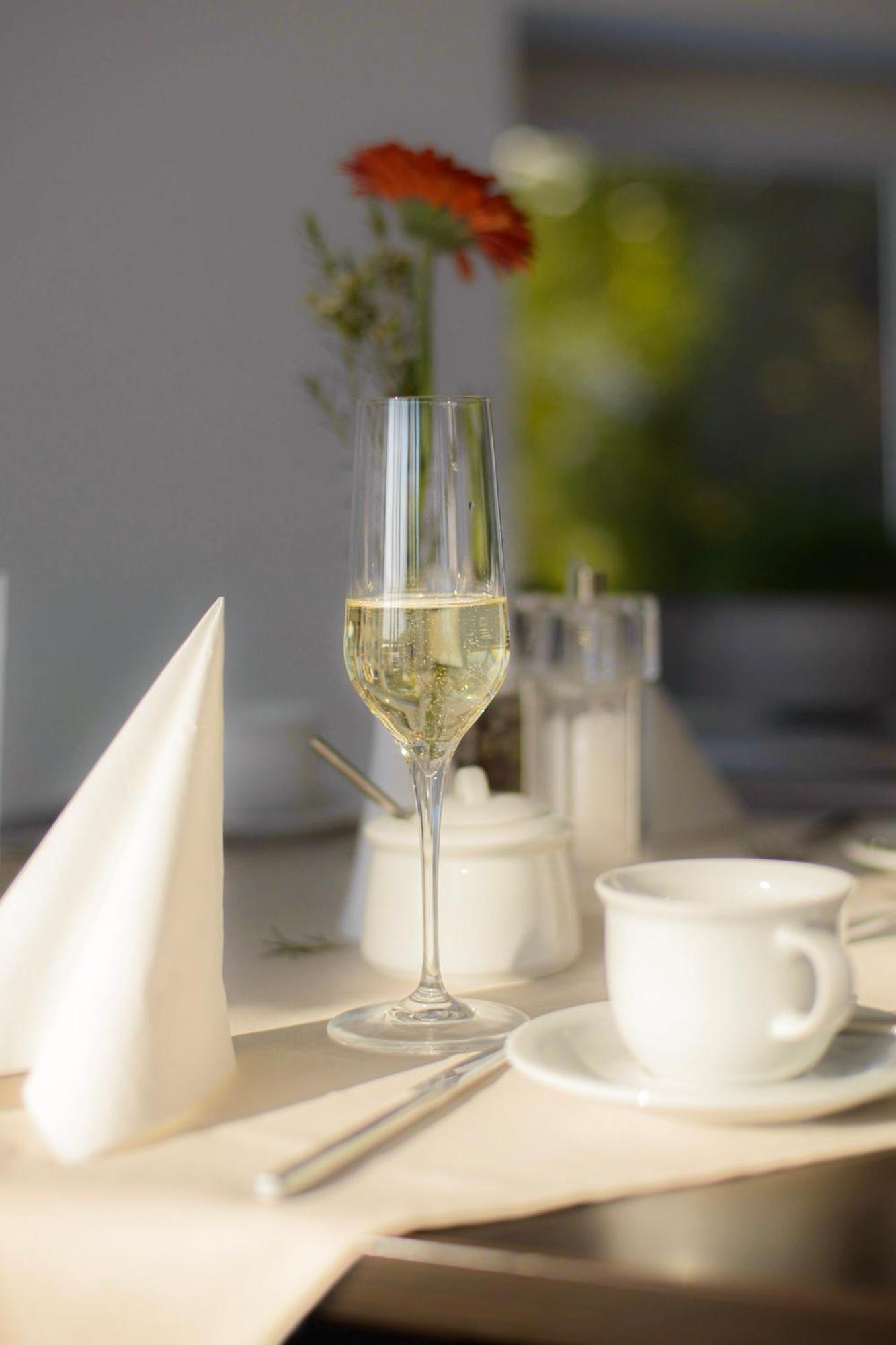 Hotel Am Tiefwarensee 외부 사진